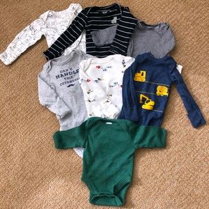 Long sleeve onsie lot